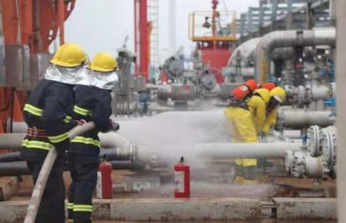 南京成功舉行2021港口危險化學品突發(fā)事件應急處置聯(lián)合演習